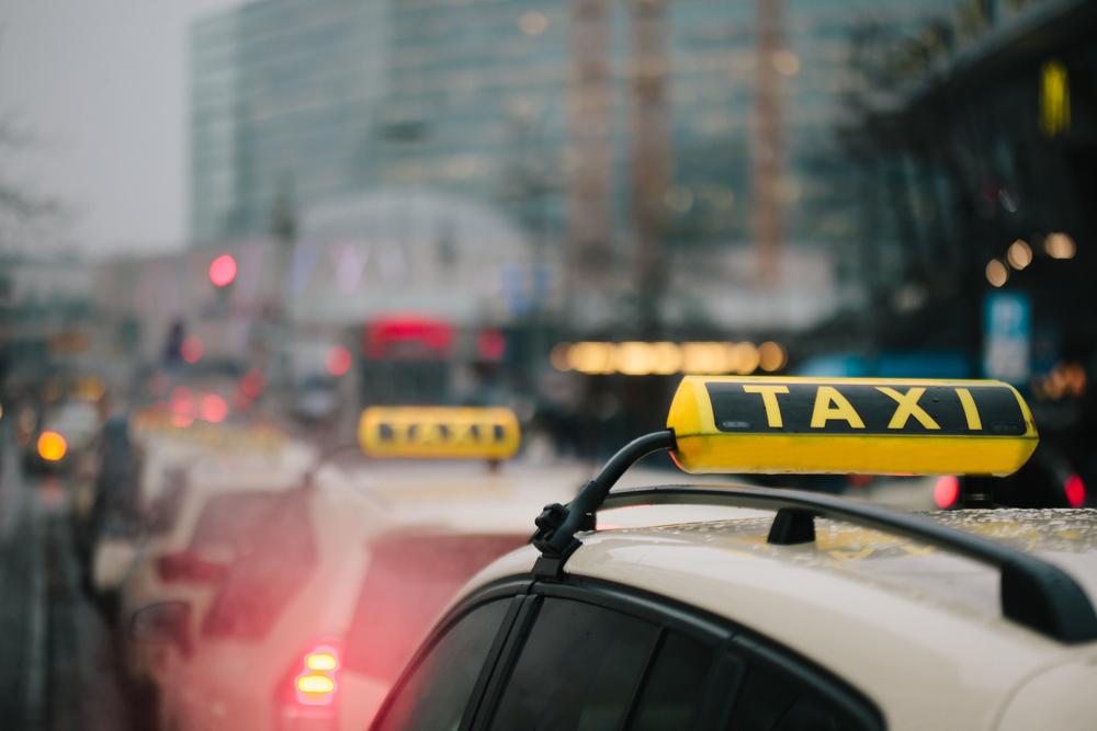タクシーの営業区域とは？区域外の営業で生じるペナルティを解説