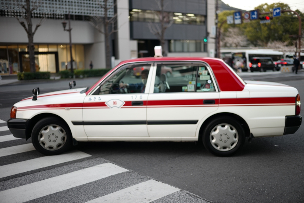 タクシーの隔日勤務ってどんな働き方？メリットと向いている人も解説