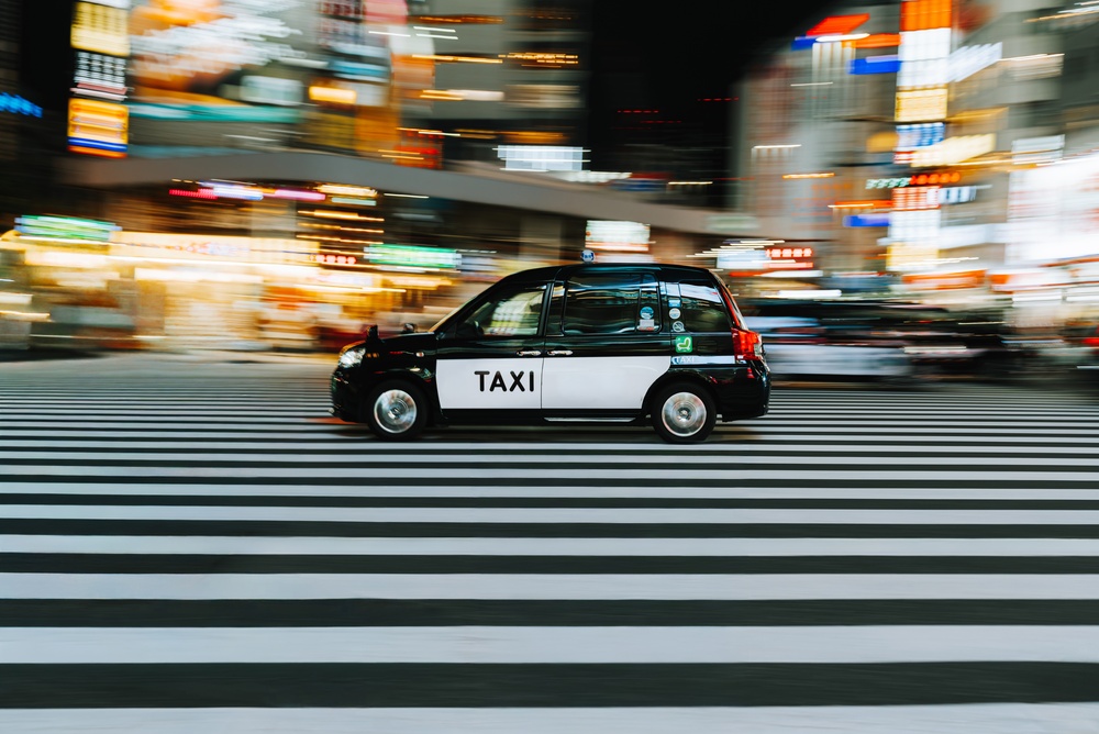 タクシー運転手は社会保険に加入できる？保険料や加入条件を解説